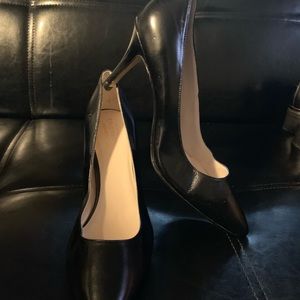 Classic pumps